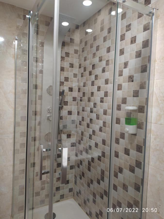 Piso Navas Apartment Navas de San Antonio ภายนอก รูปภาพ